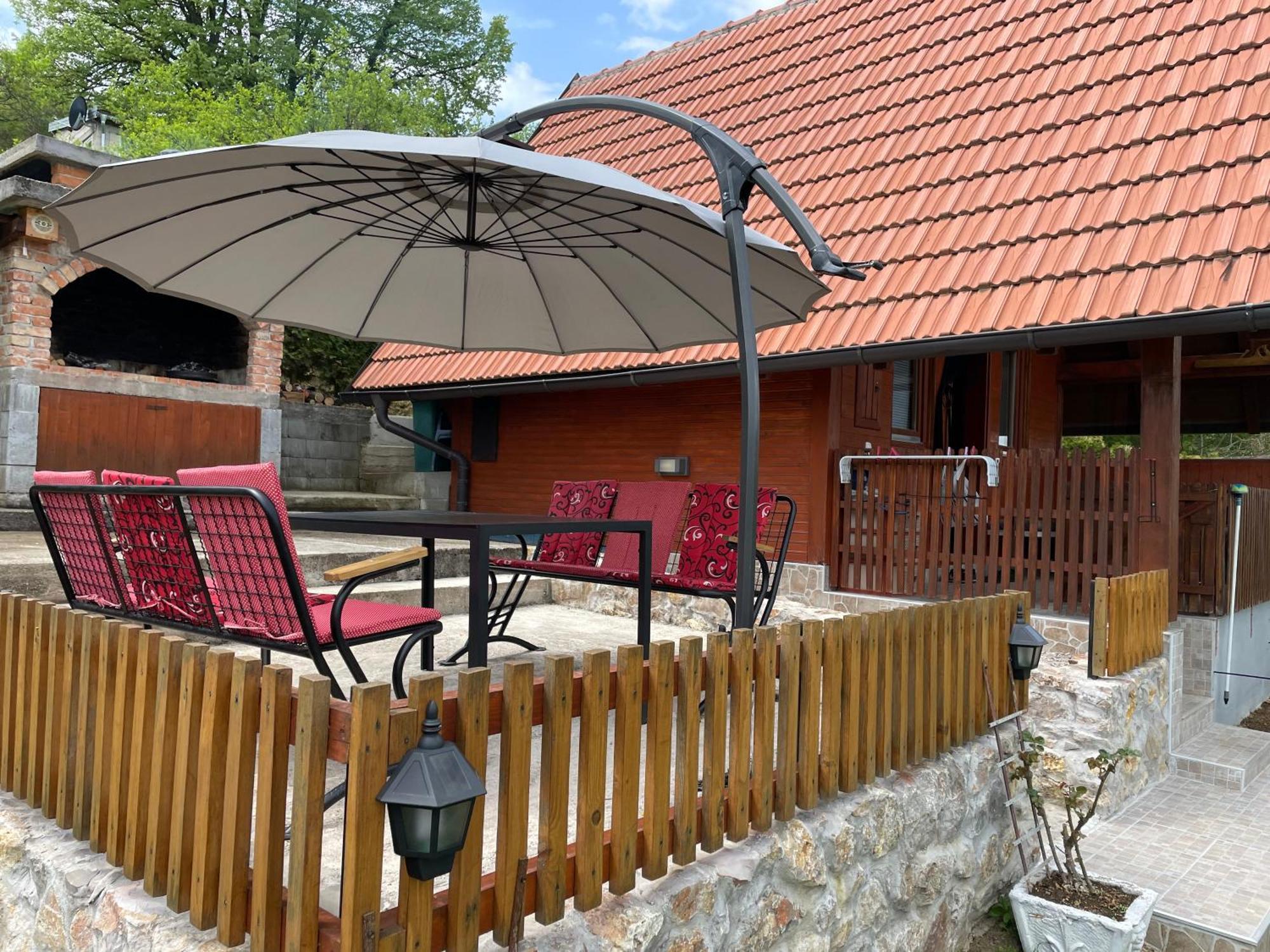 Holiday Home Nemo Bihac Ngoại thất bức ảnh